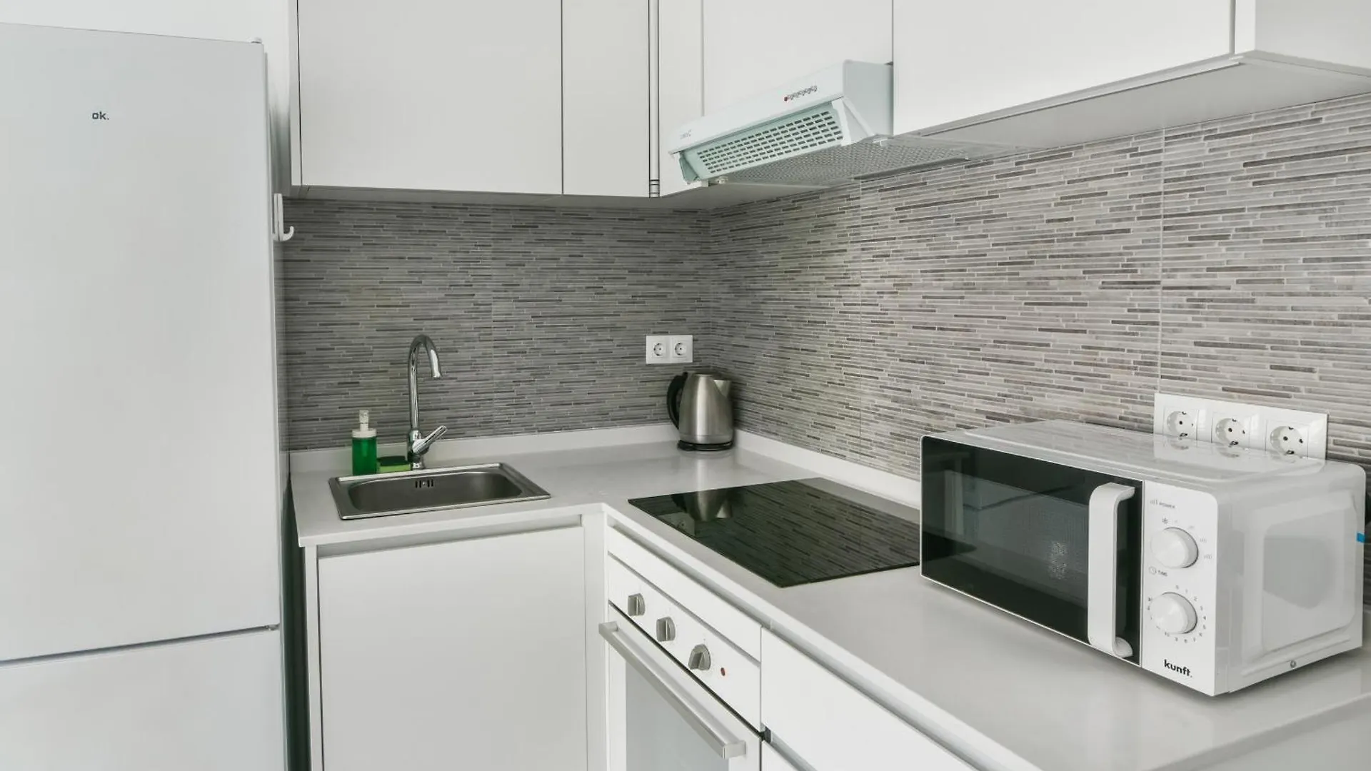 Torremolinos, Comodo Apartamento A Un Paso Del Centro Torremolinos